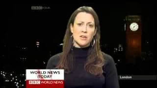 Điều tra viên cao cấp Anthea Lawson của Global Witness trả lời phỏng vấn trên BBC. Điều tra viên cao cấp Anthea Lawson của Global Witness trả lời phỏng vấn trên BBC