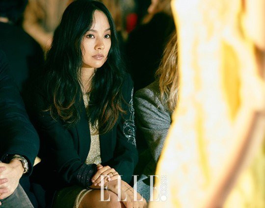 'Nữ hoàng Kpop' Lee Hyori tái xuất quá đỗi gợi cảm ảnh 11