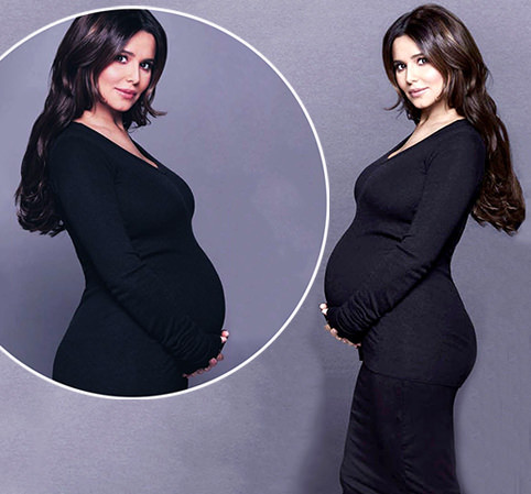 Vợ cũ Ashley Cole sắp sinh con đầu lòng với bạn trai kém 10 tuổi ảnh 1