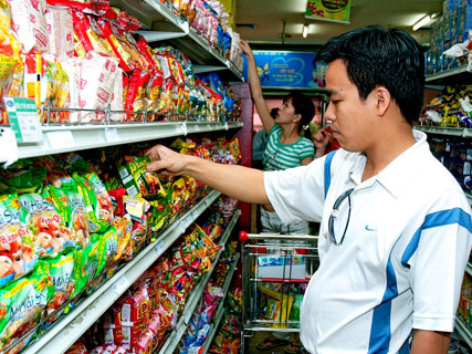 Người Việt Nam tiêu thụ mì gói nhiều thứ tư thế giới. Ảnh: Hoàng Hà. Người Việt Nam tiêu thụ mì gói nhiều thứ tư thế giới. Ảnh: Hoàng Hà