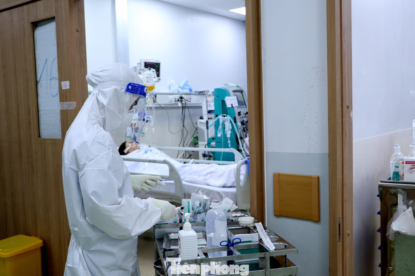 Các bác sĩ Hồi sức tích cực phải nghiên cứu, học hỏi kinh nghiệm về theo dõi nhịp tim thai, siêu âm thai để có những đánh giá kịp thời. Các bác sĩ Hồi sức tích cực phải nghiên cứu, học hỏi kinh nghiệm về theo dõi nhịp tim thai, siêu âm thai để có những đánh giá kịp thời.