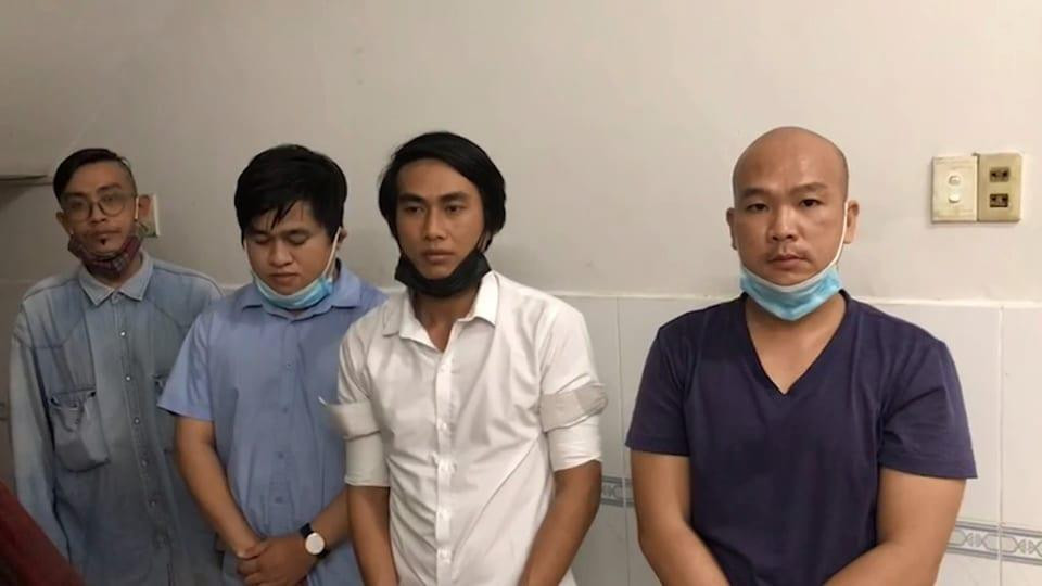 Nhóm đối tượng tại Công an.