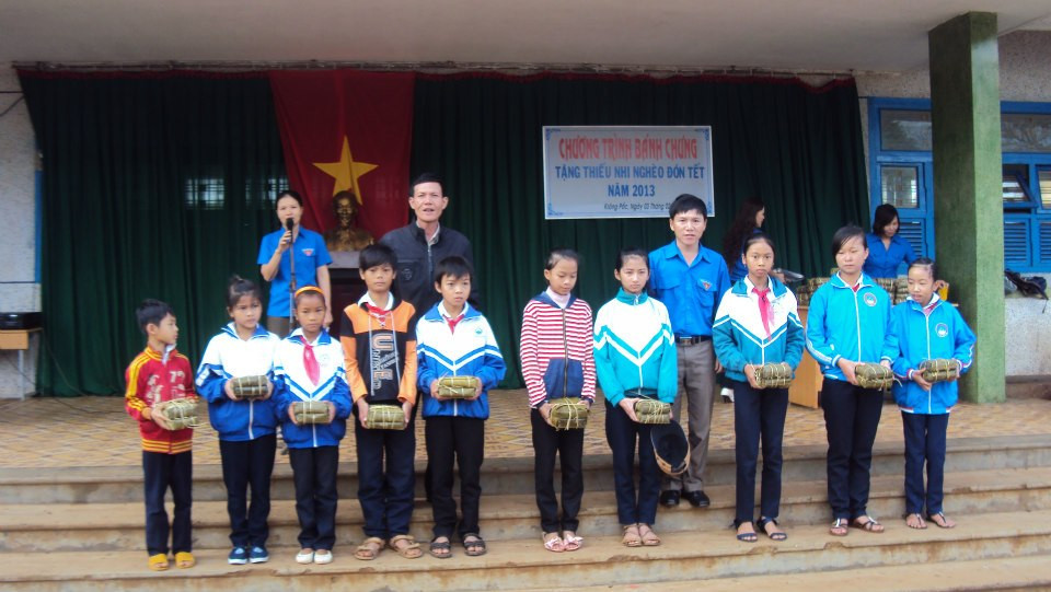  Huyện Đoàn Krông Năng tổ chức chương trình Xuân tình nguyện 