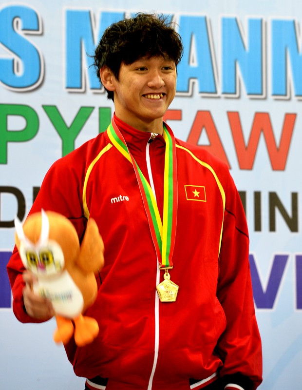 Nụ cười tươi của hot boy sinh năm 1993 người Đà Nẵng. 