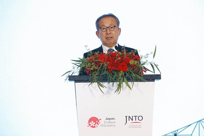 Ông Takio Yamada, Đại sứ đặc mệnh toàn quyền Nhật Bản tại Việt Nam cho biết, Đại sứ quán Nhật Bản sẽ cố gắng hết sức để cấp visa sớm nhất có thể cho du khách Việt Nam. Ông Takio Yamada, Đại sứ đặc mệnh toàn quyền Nhật Bản tại Việt Nam cho biết, Đại sứ quán Nhật Bản sẽ cố gắng hết sức để cấp visa sớm nhất có thể cho du khách Việt Nam.