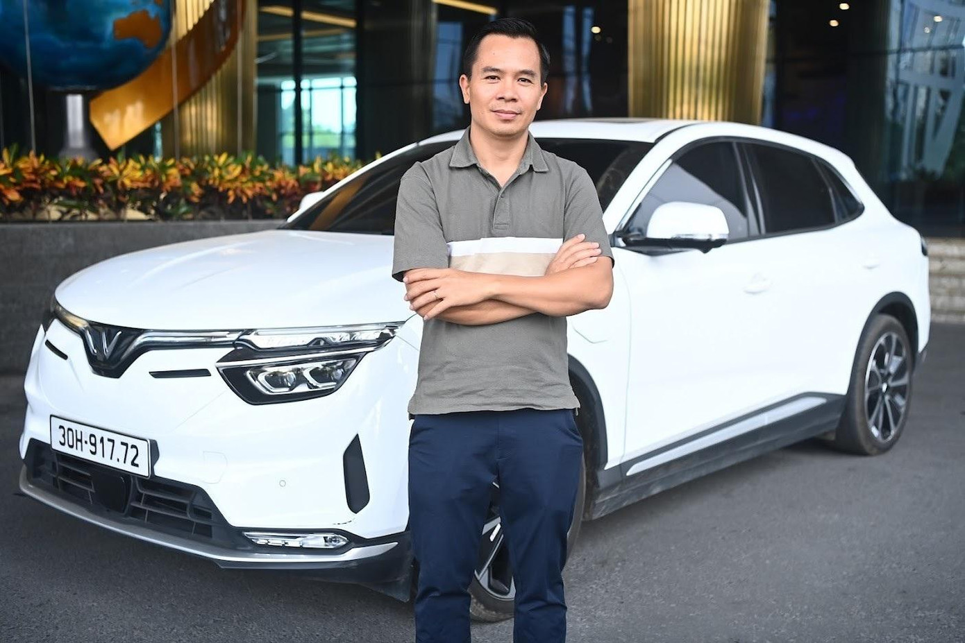 Ông Chu Hữu Thọ hiện đang sở hữu một chiếc VinFast VF 8 Plus màu trắng.