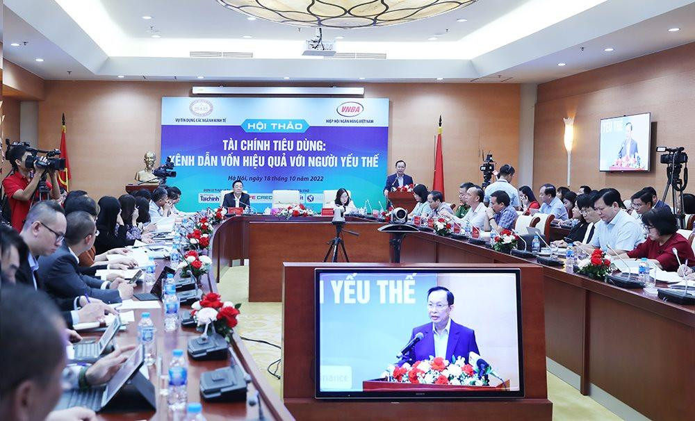 Hội thảo “Tài chính tiêu dùng - Kênh dẫn vốn cho người yếu thế” (Ảnh: TCTT)