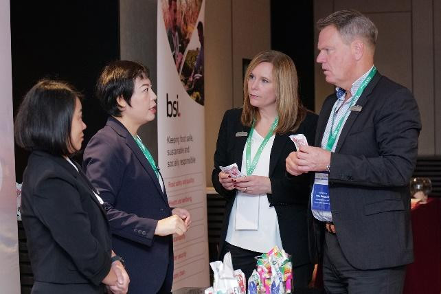 Hội nghị sữa Châu Á năm nay quy tụ nhiều doanh nghiệp hàng đầu để cùng nhau thảo luận về các vấn đề lớn của ngành và xu hướng cho tương lai Hội nghị sữa Châu Á năm nay quy tụ nhiều doanh nghiệp hàng đầu để cùng nhau thảo luận về các vấn đề lớn của ngành và xu hướng cho tương lai