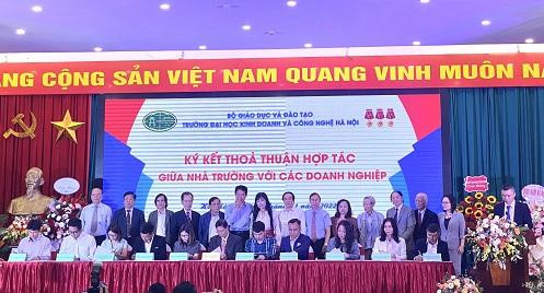 Trường Đại học Kinh doanh Công nghệ thỏa thuận hợp tác với các doanh nghiệp Trường Đại học Kinh doanh Công nghệ thỏa thuận hợp tác với các doanh nghiệp