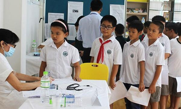 BHYT là chính sách bắt buộc với học sinh, sinh viên, khi đi khám chữa bệnh sẽ được quỹ BHYT chi trả 80% chi phí theo quy định.