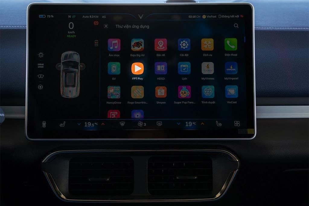 Ứng dụng FPT Play với kho giải trí đa dạng nay đã có trên xe ô tô điện VF 8. Ứng dụng FPT Play với kho giải trí đa dạng nay đã có trên xe ô tô điện VF 8.