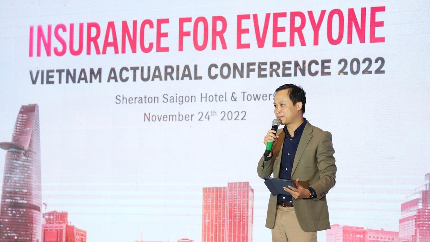 Ông Lê Thành Nam - Phó Tổng Giám đốc Tài chính AIA Việt Nam phát biểu tại Hội nghị