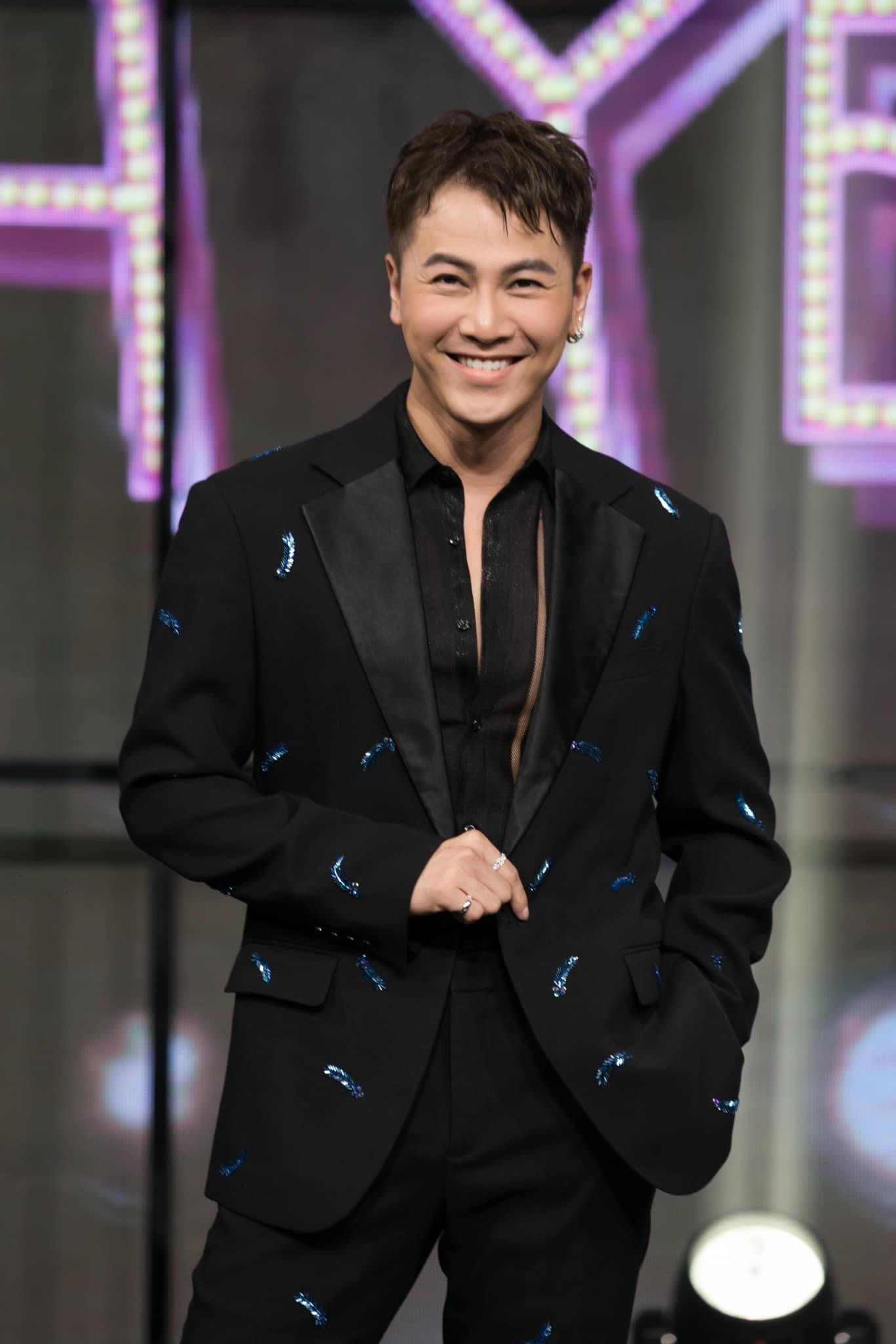 “Hươu Thần” - Mai Tiến Dũng cho biết mình đang tất bật chuẩn bị cho đêm Chung khảo. “Hươu Thần” - Mai Tiến Dũng cho biết mình đang tất bật chuẩn bị cho đêm Chung khảo.