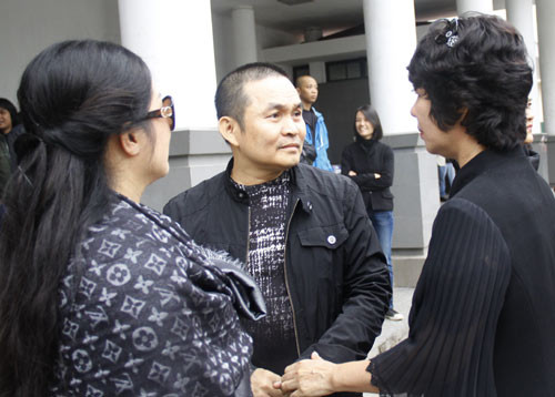 Nghệ sĩ Xuân Hinh...