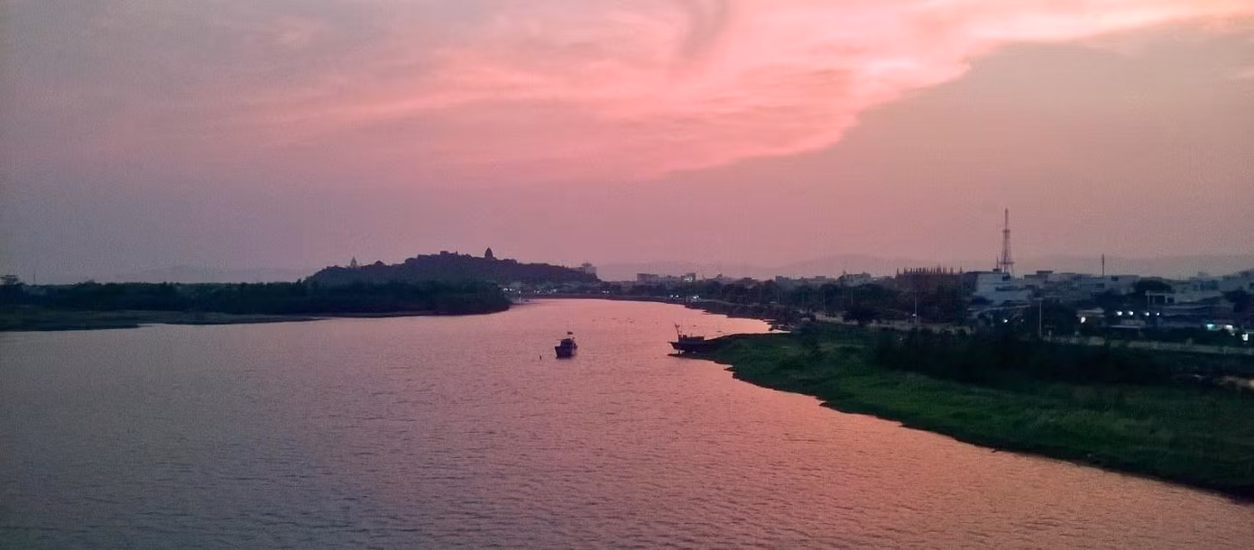 Sức hút của đất trời Phú Yên - Hoàng hôn trên sông Đà Rằng