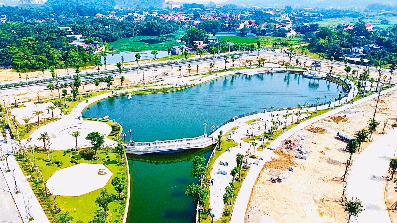 Công viên Hồ Mắt Rồng góp phần điều hòa không khí
