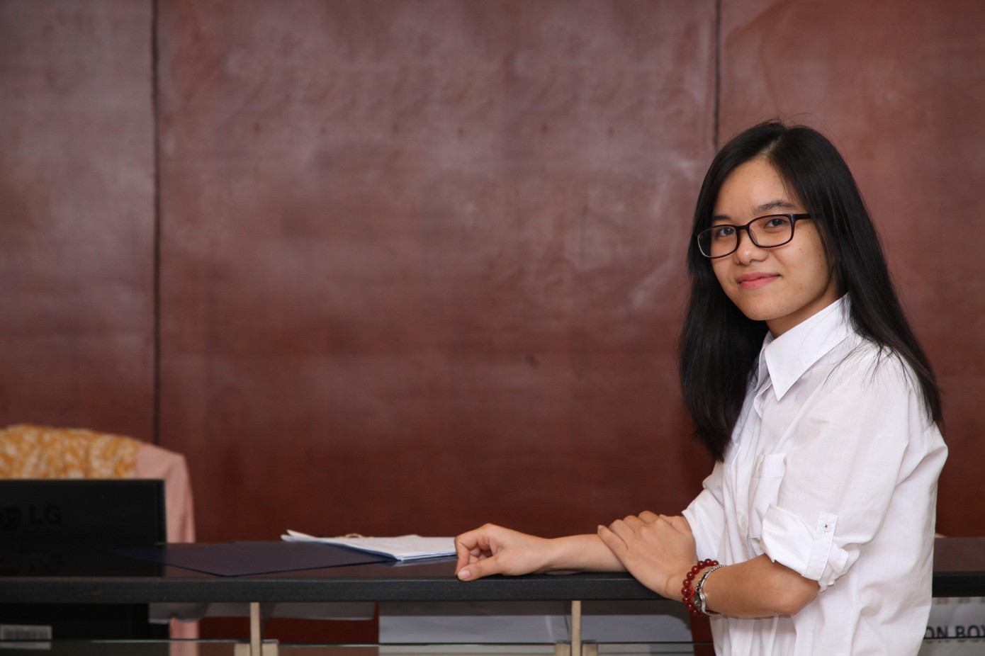 Vượt qua vòng phỏng vấn với nhiều giáo sư đầu ngành, Huyền đã nhận được thư mời học từ 3 trường đại học hàng đầu tại Vương quốc Anh Vượt qua vòng phỏng vấn với nhiều giáo sư đầu ngành, Huyền đã nhận được thư mời học từ 3 trường đại học hàng đầu tại Vương quốc Anh