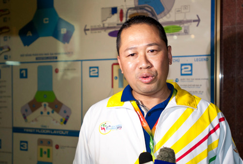 HLV Vũ Văn Thường rất hạnh phúc với kết quả đoàn wushu đạt được trong giải đấu lần này. Ông cho biết đoàn gặp phải khó khăn khi một số đối thủ chỉ tham gia mỗi SEA Games khiến thông tin bị hạn chế nhưng các tuyển thủ đã xuất sắc vượt qua. HLV Vũ Văn Thường rất hạnh phúc với kết quả đoàn wushu đạt được trong giải đấu lần này. Ông cho biết đoàn gặp phải khó khăn khi một số đối thủ chỉ tham gia mỗi SEA Games khiến thông tin bị hạn chế nhưng các tuyển thủ đã xuất sắc vượt qua