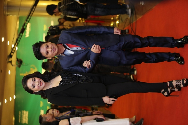 Loạt hoa hậu, á hậu và dàn sao rạng rỡ trên thảm đỏ Cống hiến 2018 ảnh 2