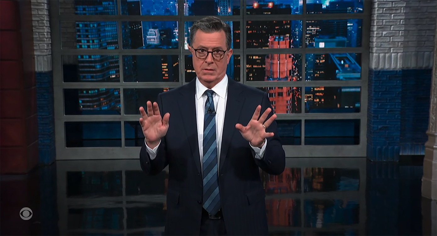 Stephen Colbert nhắc lại tin đồn ngoại tình của Hoàng tử William trên sóng truyền hình. Stephen Colbert nhắc lại tin đồn ngoại tình của Hoàng tử William trên sóng truyền hình.