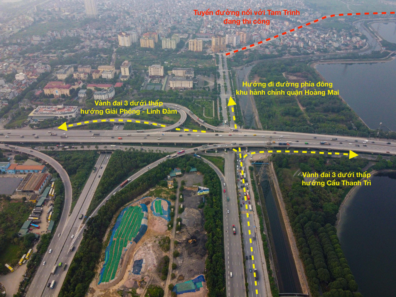 nhà siêu mỏng siêu méo ảnh 17 Sau khi hoàn thành, tuyến đường đang thi công này sẽ giúp phương tiện từ cao tốc Pháp Vân - Cầu Giẽ có thêm lựa chọn để vào nội đô thay vì dồn vào tuyến vành đai 3 đã quá tải.