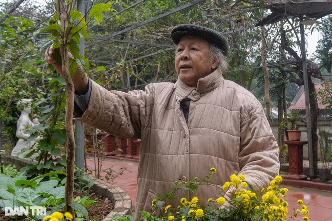 Mặc dù đã ở cái tuổi xưa nay hiếm nhưng ông Trọng vẫn còn rất khỏe mạnh, minh mẫn.