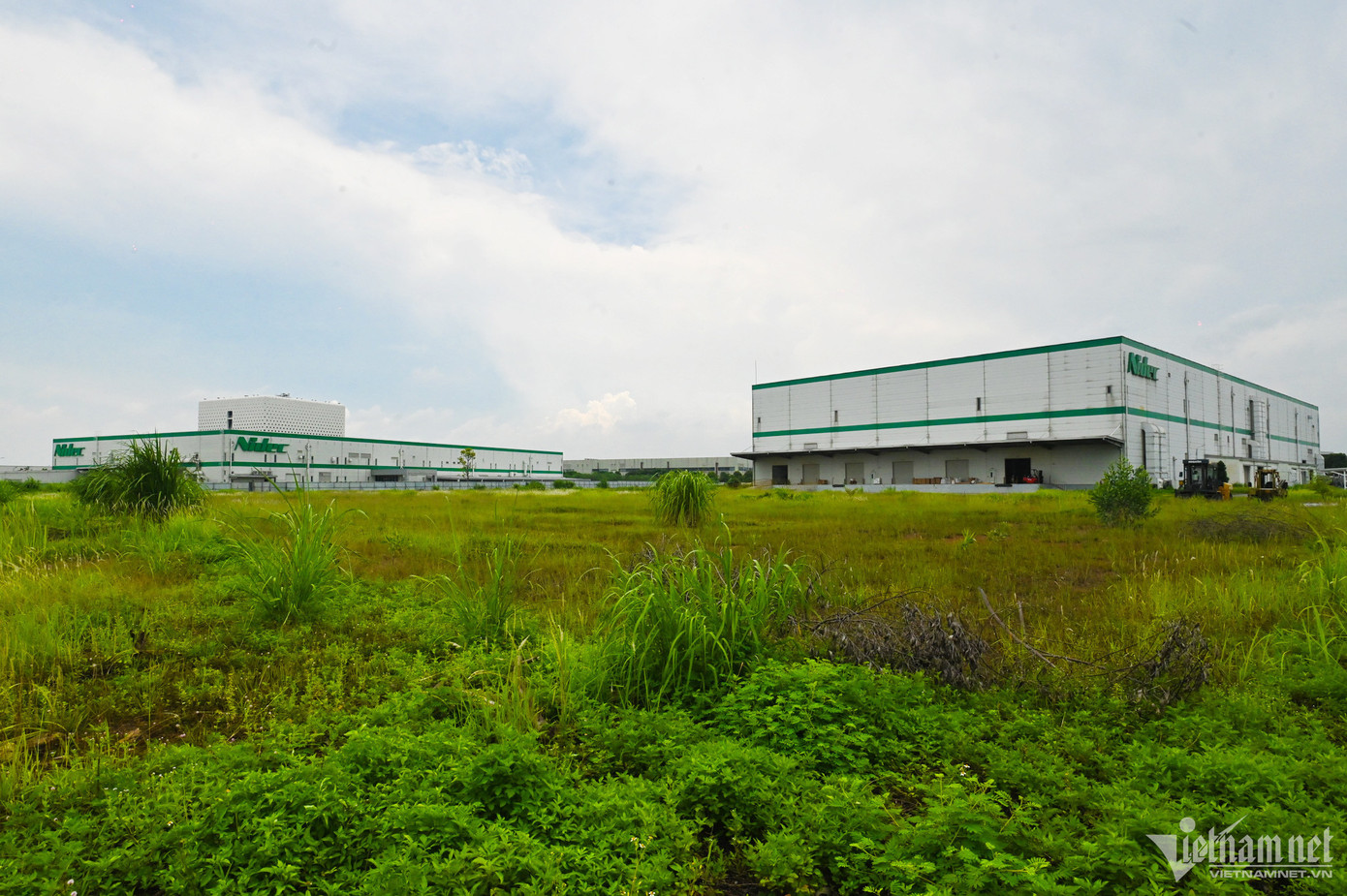 Sở hữu quỹ đất lớn lên đến 17.000 ha, Hòa Lạc được đặt mục tiêu trở thành đô thị vệ tinh lớn nhất trong 5 đô thị được quy hoạch xung quanh trung tâm thủ đô, cùng với Xuân Mai, Đông Anh, Mê Linh và Sóc Sơn. Sở hữu quỹ đất lớn lên đến 17.000 ha, Hòa Lạc được đặt mục tiêu trở thành đô thị vệ tinh lớn nhất trong 5 đô thị được quy hoạch xung quanh trung tâm thủ đô, cùng với Xuân Mai, Đông Anh, Mê Linh và Sóc Sơn.