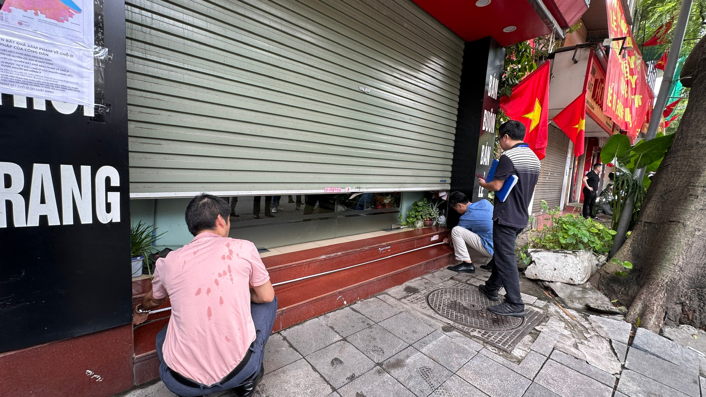 Tổ công tác đã tiến hành điều tra, khảo sát, đo đạc, kiểm đếm diện tích nhà, đất đối với các chủ sử dụng nhà, đất nằm trong mốc giới thu hồi đất để thực hiện Dự án.