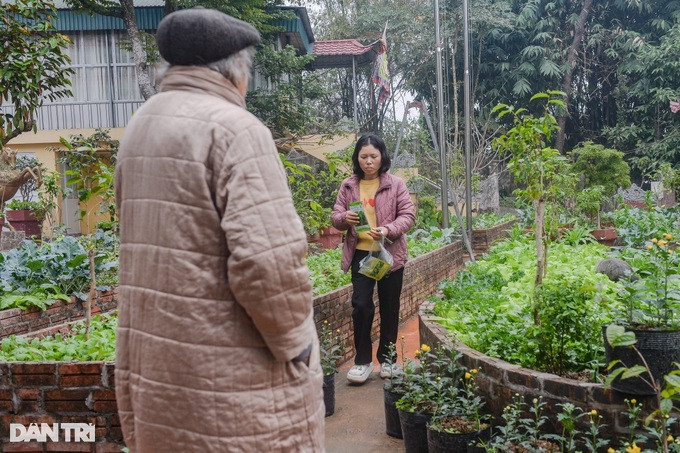 Ngày đầu công khai chuyện tình cảm, chị Bảy bị gia đình phản đối kịch liệt.