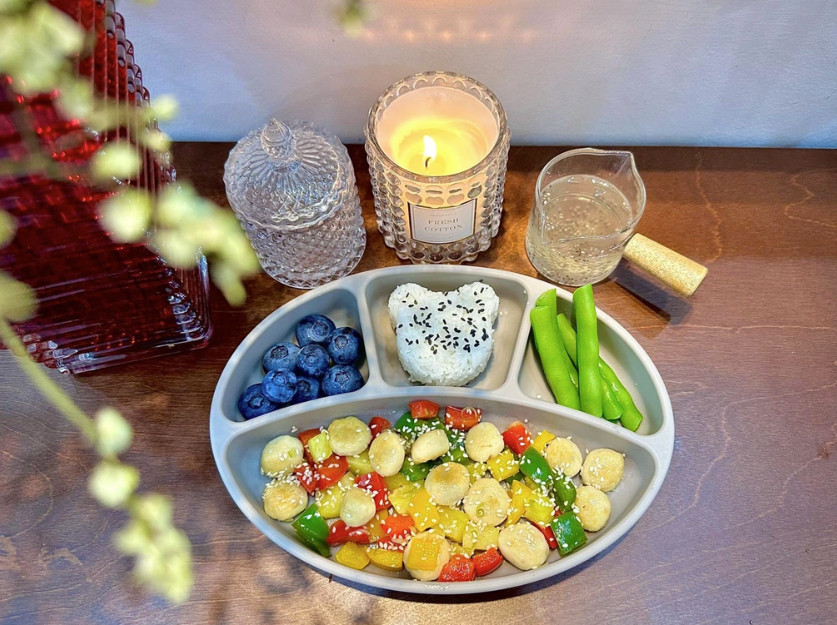 Vợ anh Long tìm công thức, bà nội của Mỡ mua nguyên liệu còn anh Long sẽ là người nấu. (Ảnh: NVCC).