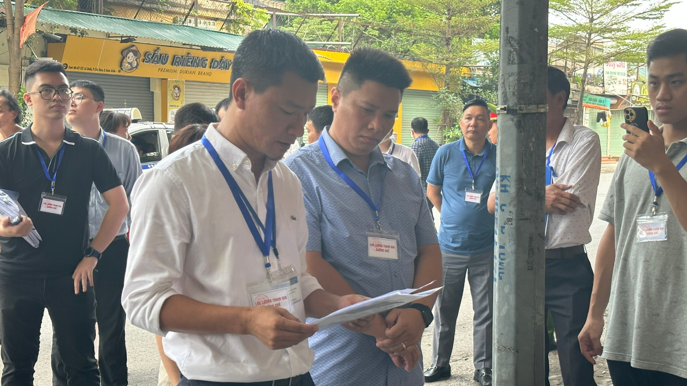 Quá trình tống đạt, tuyên truyền vận động, thuyết phục các hộ dân chấp hành Quyết định kiểm đếm bắt buộc có 7 chủ sử dụng nhà, đất không phối hợp trong công tác đo đạc, kiểm đếm.