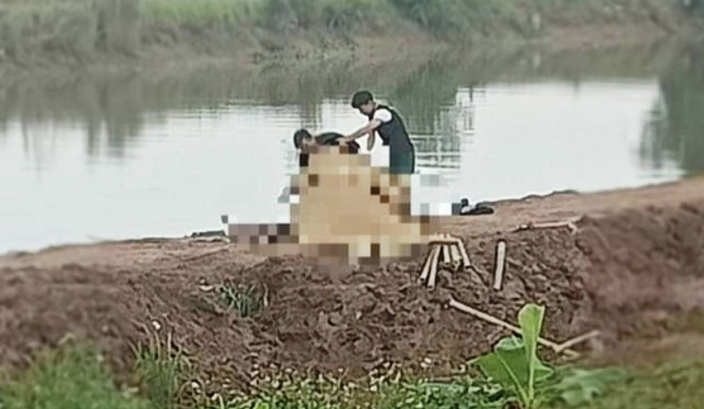 Hiện trường nơi xảy ra sự việc sét đánh khiến 2 người đàn ông thương vong (Ảnh: Người dân cung cấp).