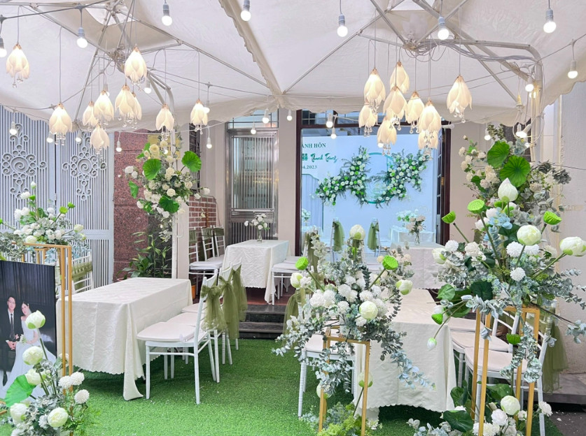 Trang trí rạp cưới hỏi tại gia (ảnh: NVCC). Trang trí rạp cưới hỏi tại gia (ảnh: NVCC).