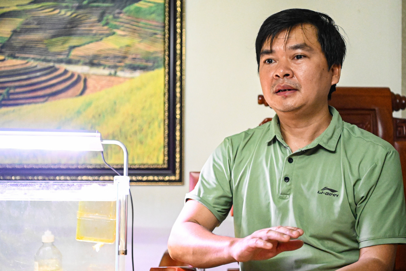 thu 81 triệu tiền nước ảnh 2 Anh Nguyễn Minh Thắng. Ảnh: Hồng Quang.