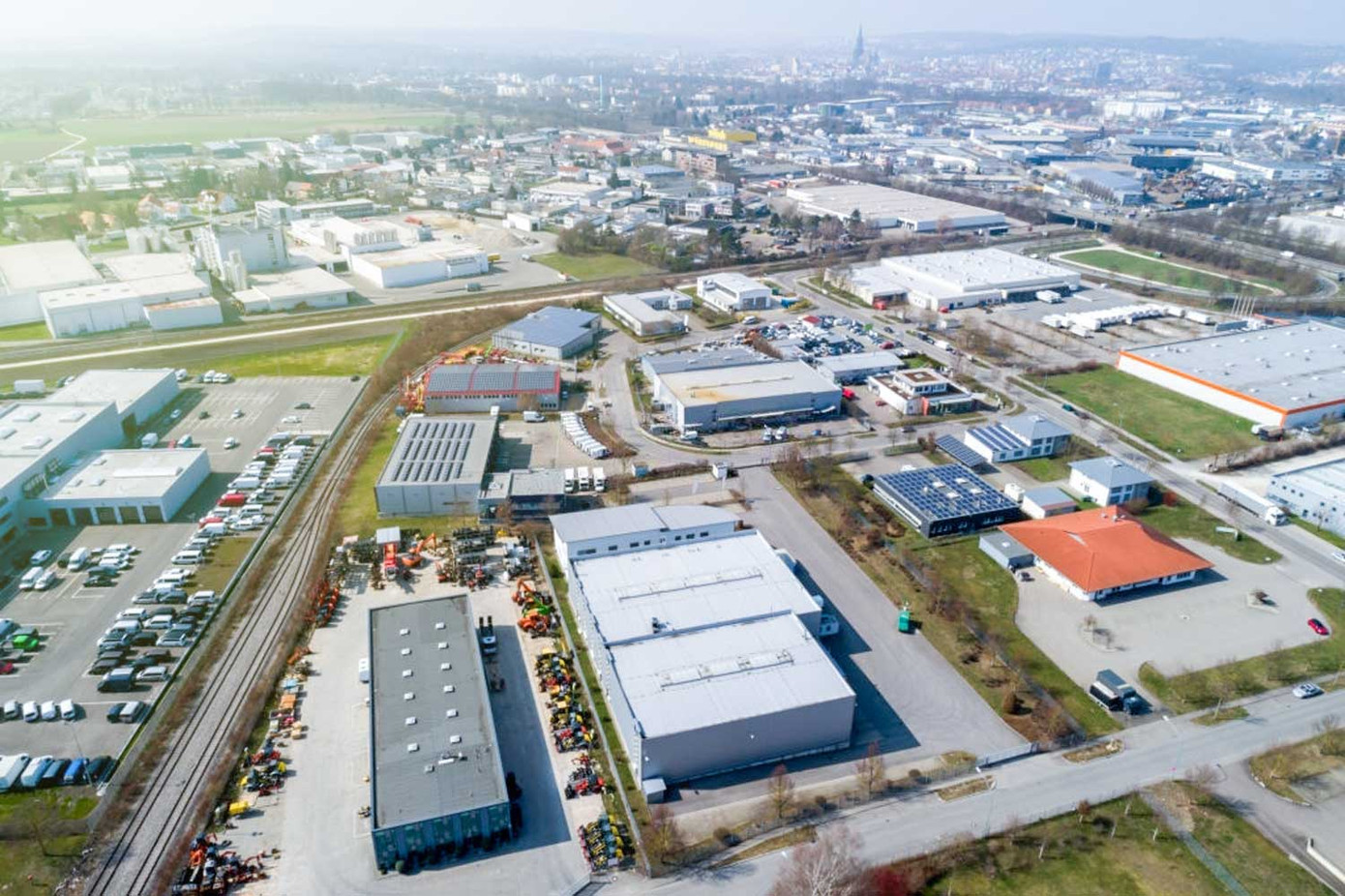 Dự án đầu tư xây dựng và kinh doanh kết cấu hạ tầng khu công nghiệp Lương Điền - Ngọc Liên, tỉnh Hải Dương có quy mô 150 ha với tổng vốn đầu tư khoảng 1.765 tỷ đồng. Ảnh minh họa.