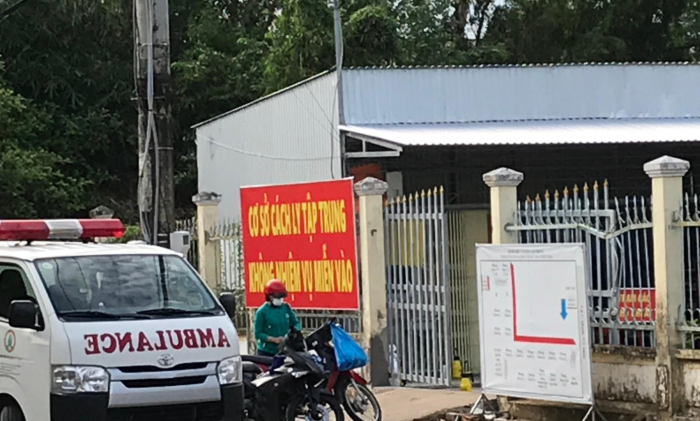 Khu cách ly tập trung được bảo vệ nghiêm, chăm sóc sức khoẻ người cách ly Khu cách ly tập trung được bảo vệ nghiêm, chăm sóc sức khoẻ người cách ly