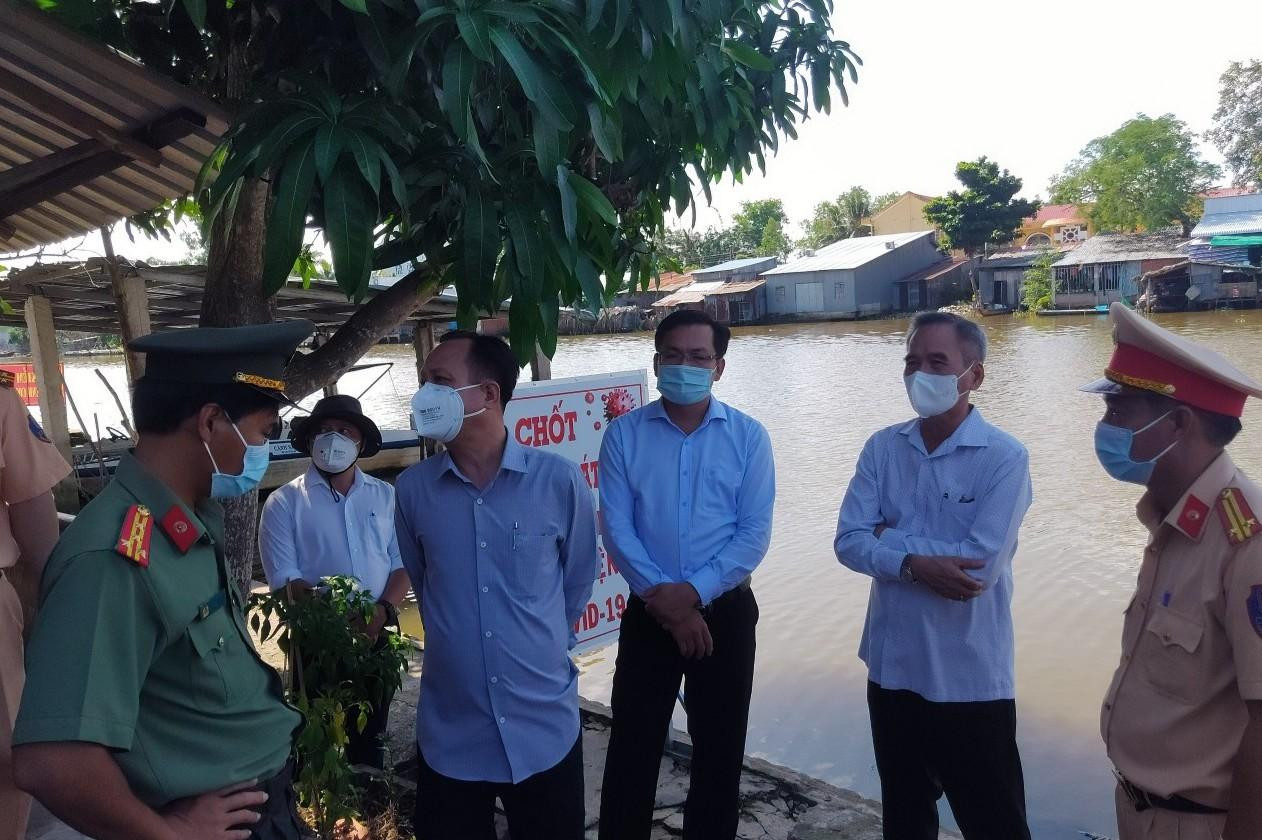 Tỉnh Bạc Liêu thiết lập, cử lực lượng nhiều chốt kiểm soát phòng chống Covid- 19
