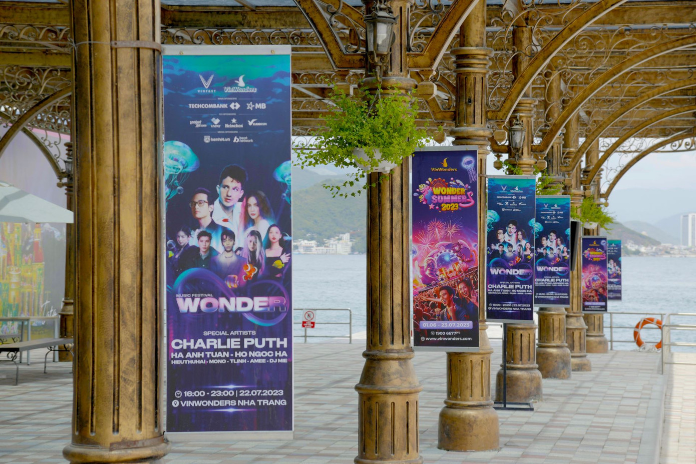 Đại nhạc hội 8Wonder do VinFast và VinWonders đồng tổ chức có sự góp mặt của dàn nghệ sỹ hàng đầu.