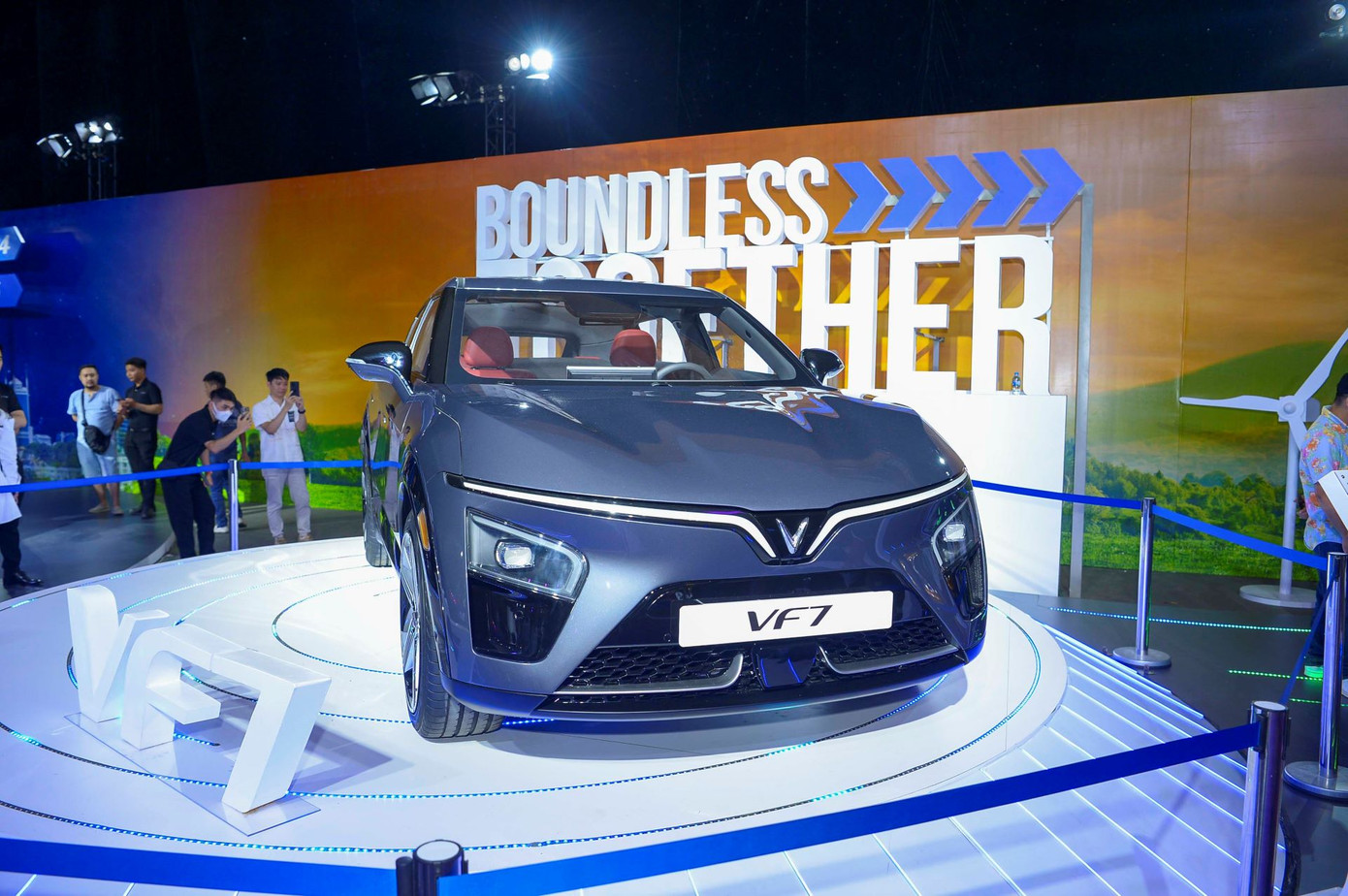 Loạt ô tô điện mới của VinFast sẽ được trưng bày ở một không gian đậm chất nghệ thuật.