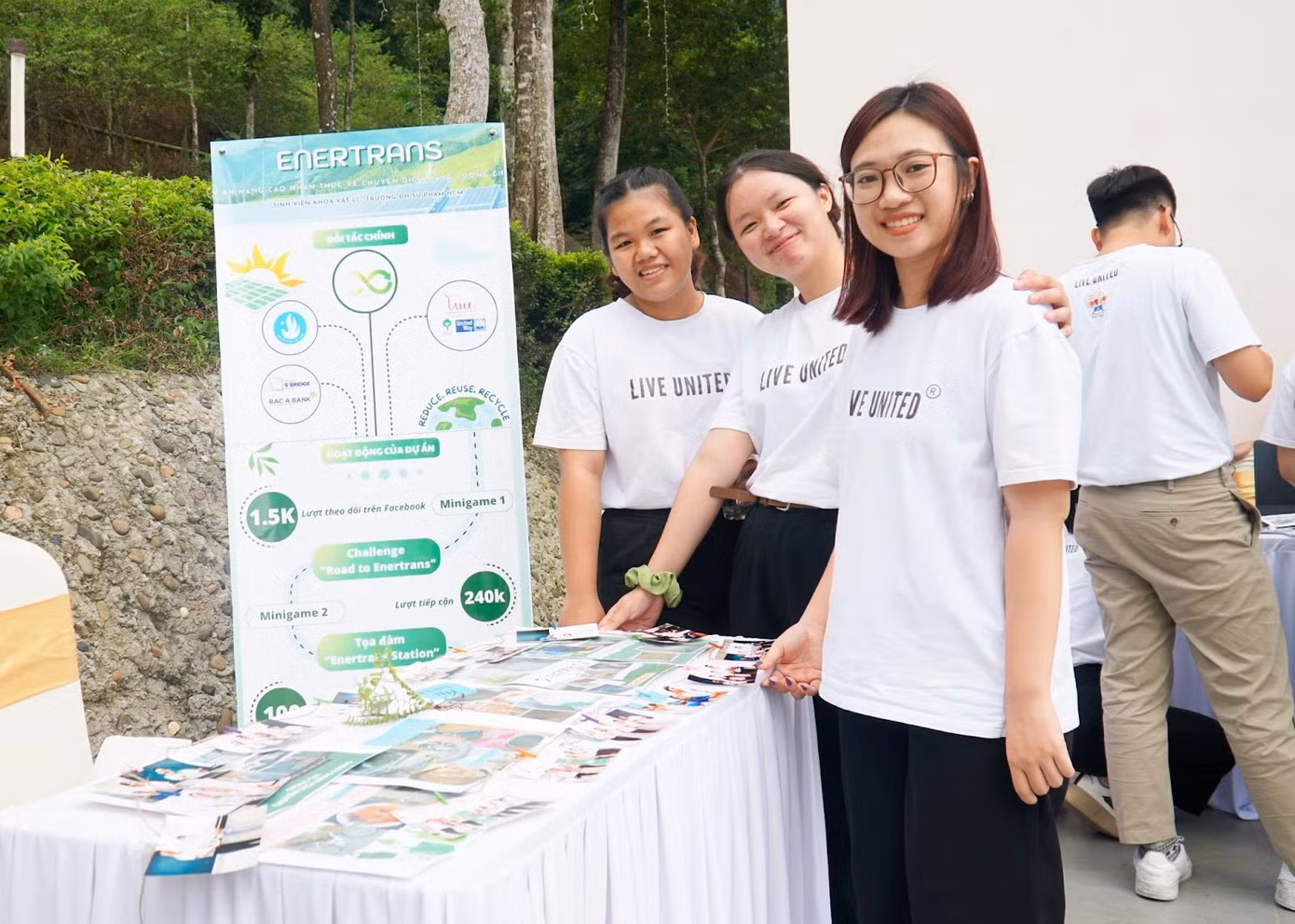 Hội thảo là cơ hội để các thành viên DynaGen ở hai miền Bắc - Nam hội tụ và trao đổi về các dự án cộng đồng do chính các nhóm triển khai.