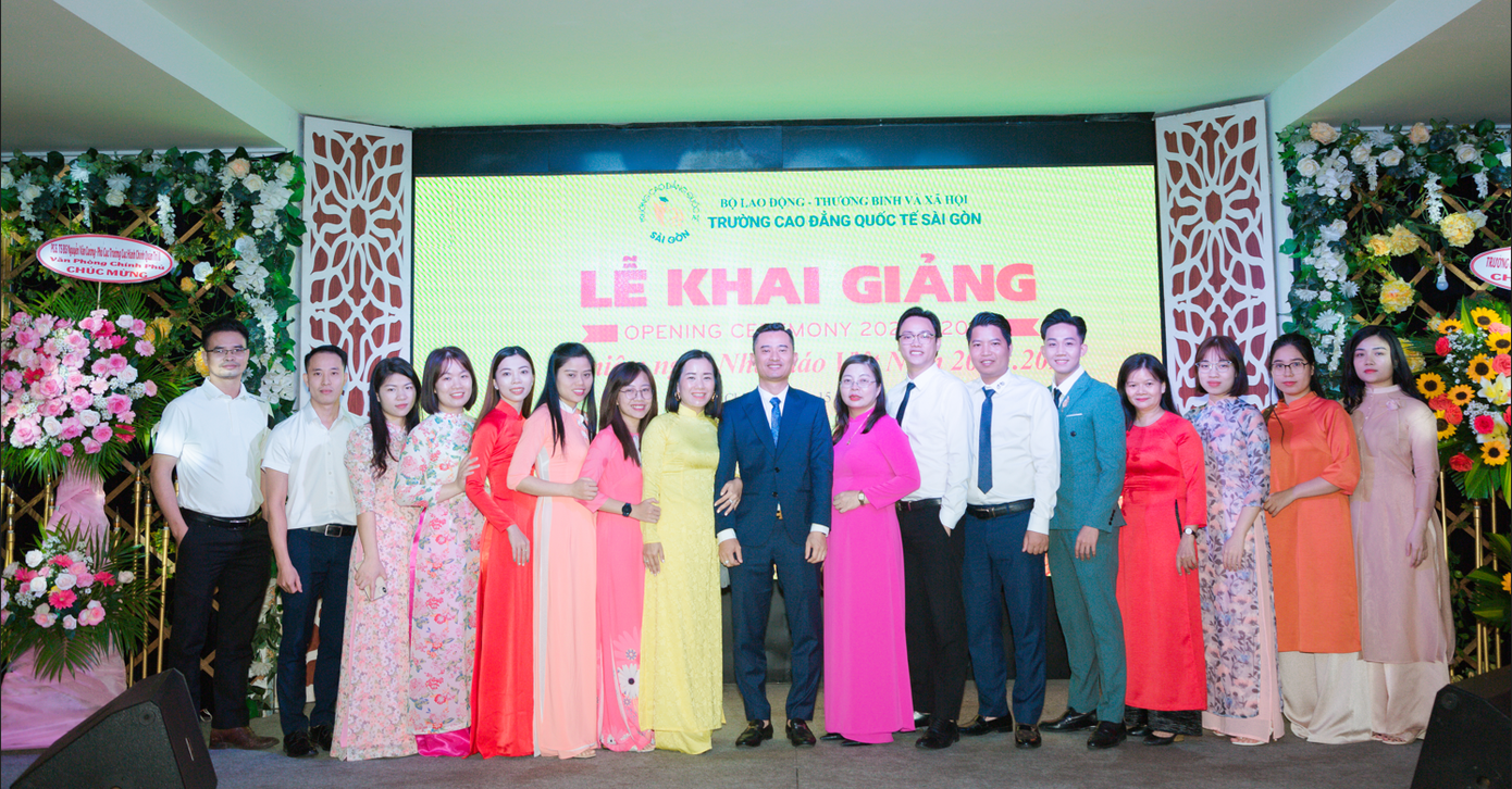 Lễ khai giảng chào mừng năm học mới 2022 – 2023 của Trường Cao đẳng Quốc tế Sài Gòn