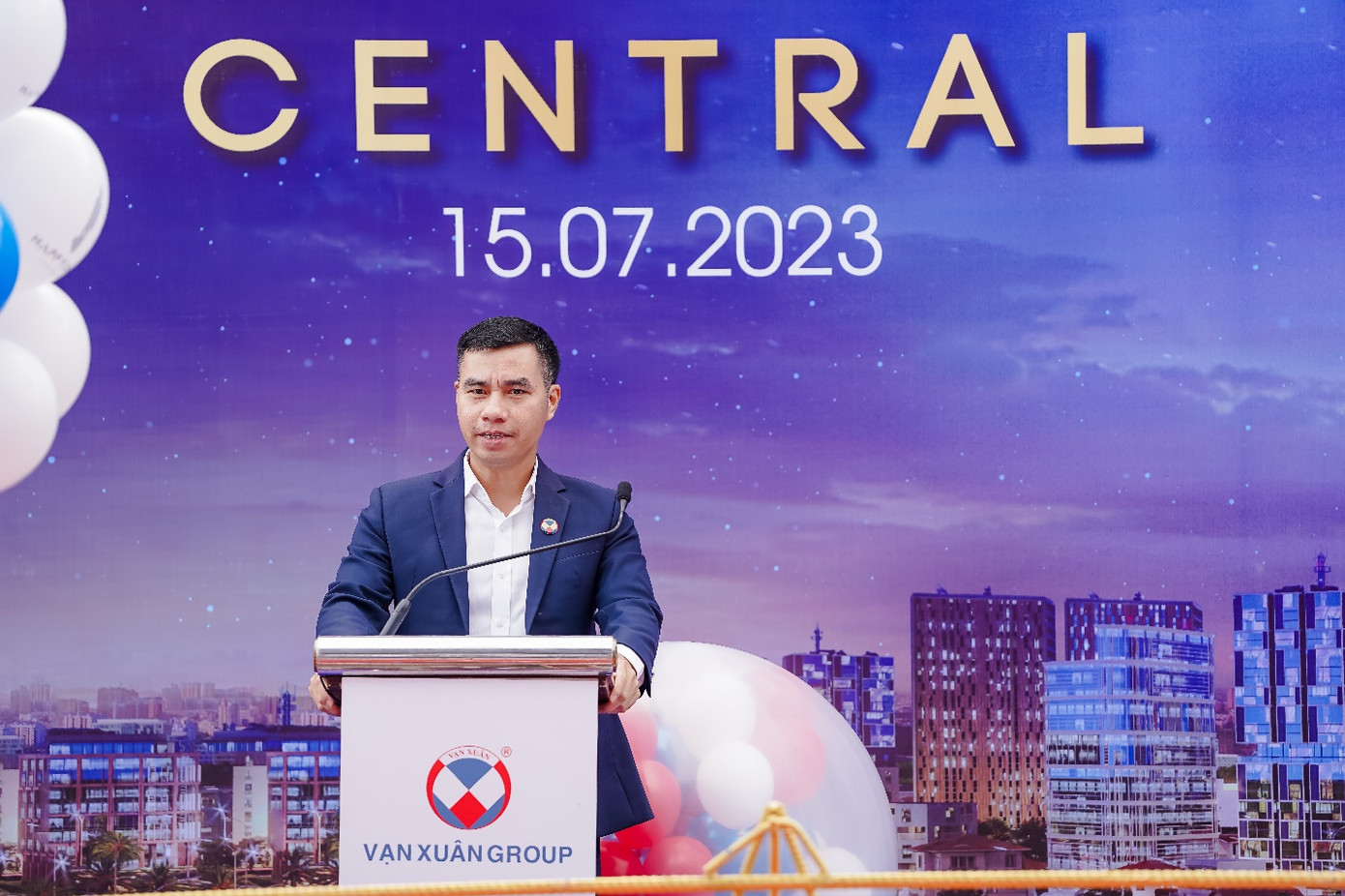 Ông Đoàn Văn Hoạt - Tổng Giám đốc Vạn Xuân Group phát biểu tại buổi lễ.