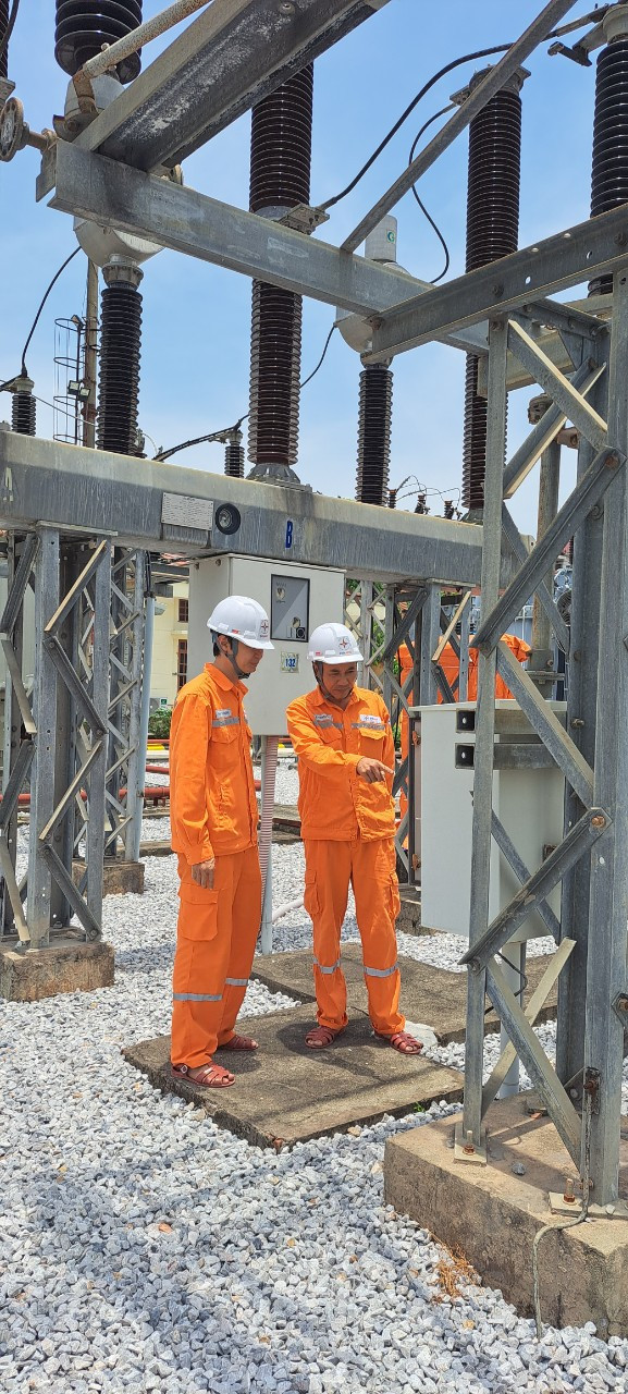 Điện lực Thái Thụy - PC Thái Bình chuẩn bị phòng, chống bão số 1 tại trạm biến áp