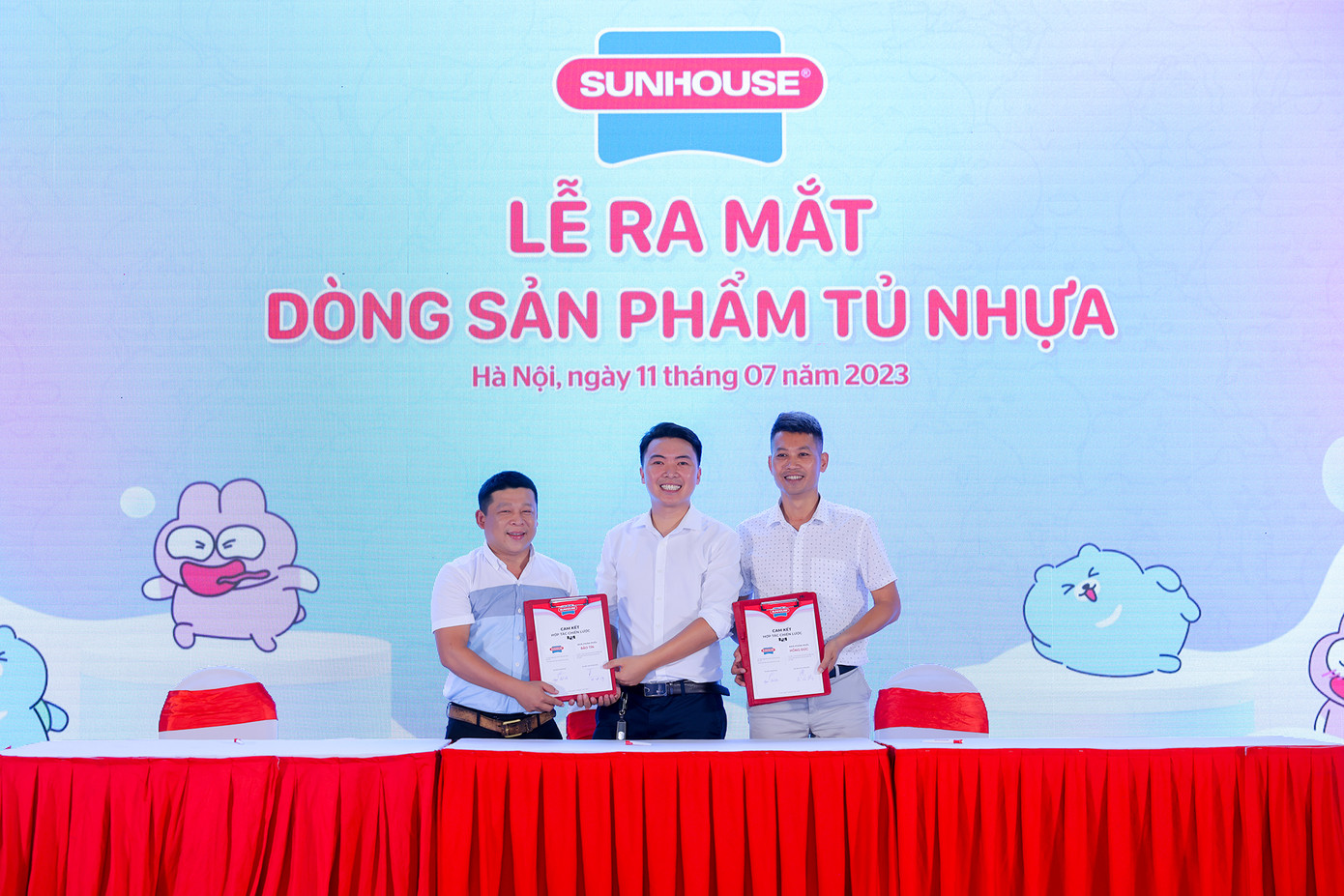 Đại lý ký kết hợp tác cung ứng sản phẩm tủ nhựa Sunhouse Đại lý ký kết hợp tác cung ứng sản phẩm tủ nhựa Sunhouse