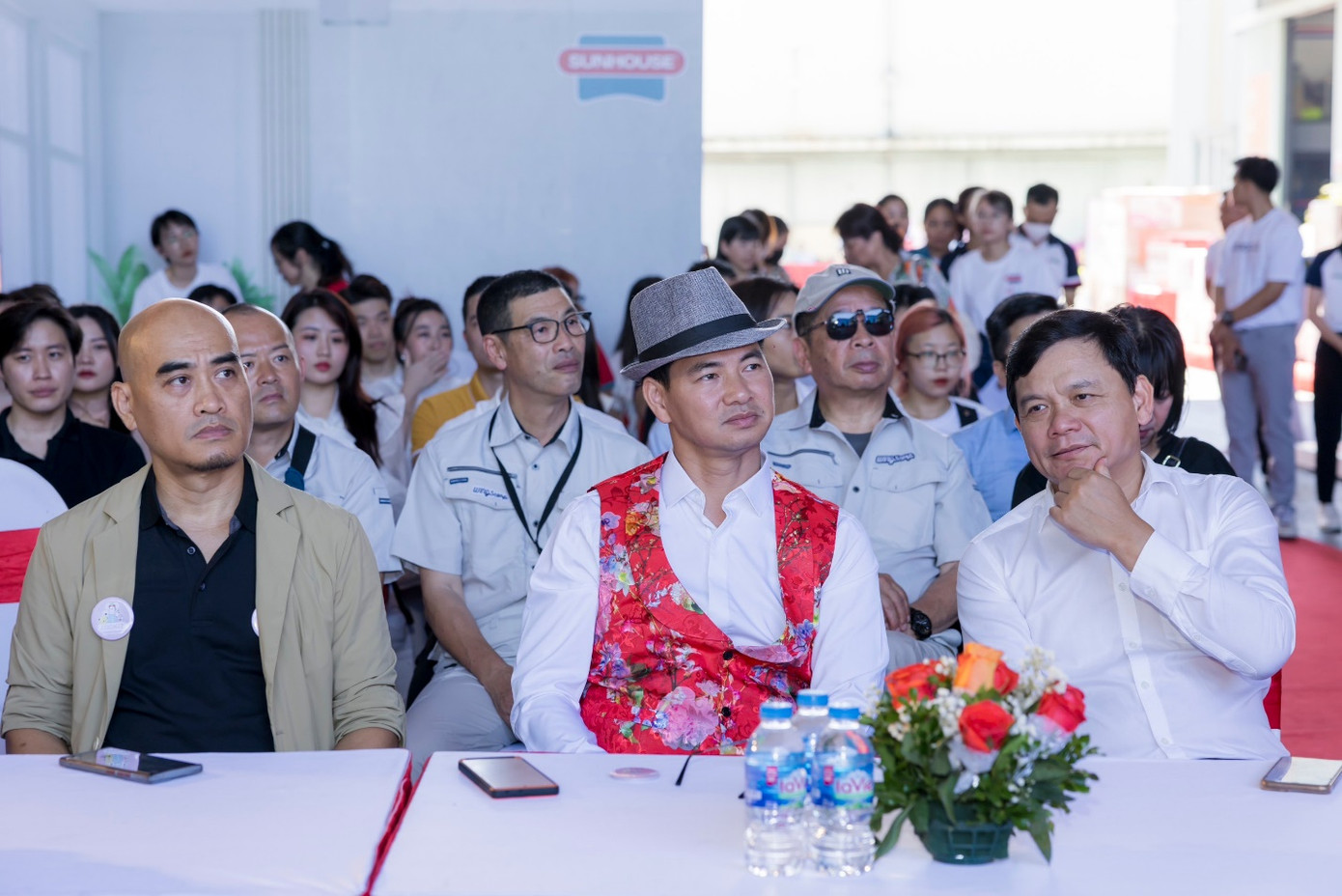 Đại diện ZOOKiZ, nghệ sĩ Xuân Bắc và đại diện Sunhouse