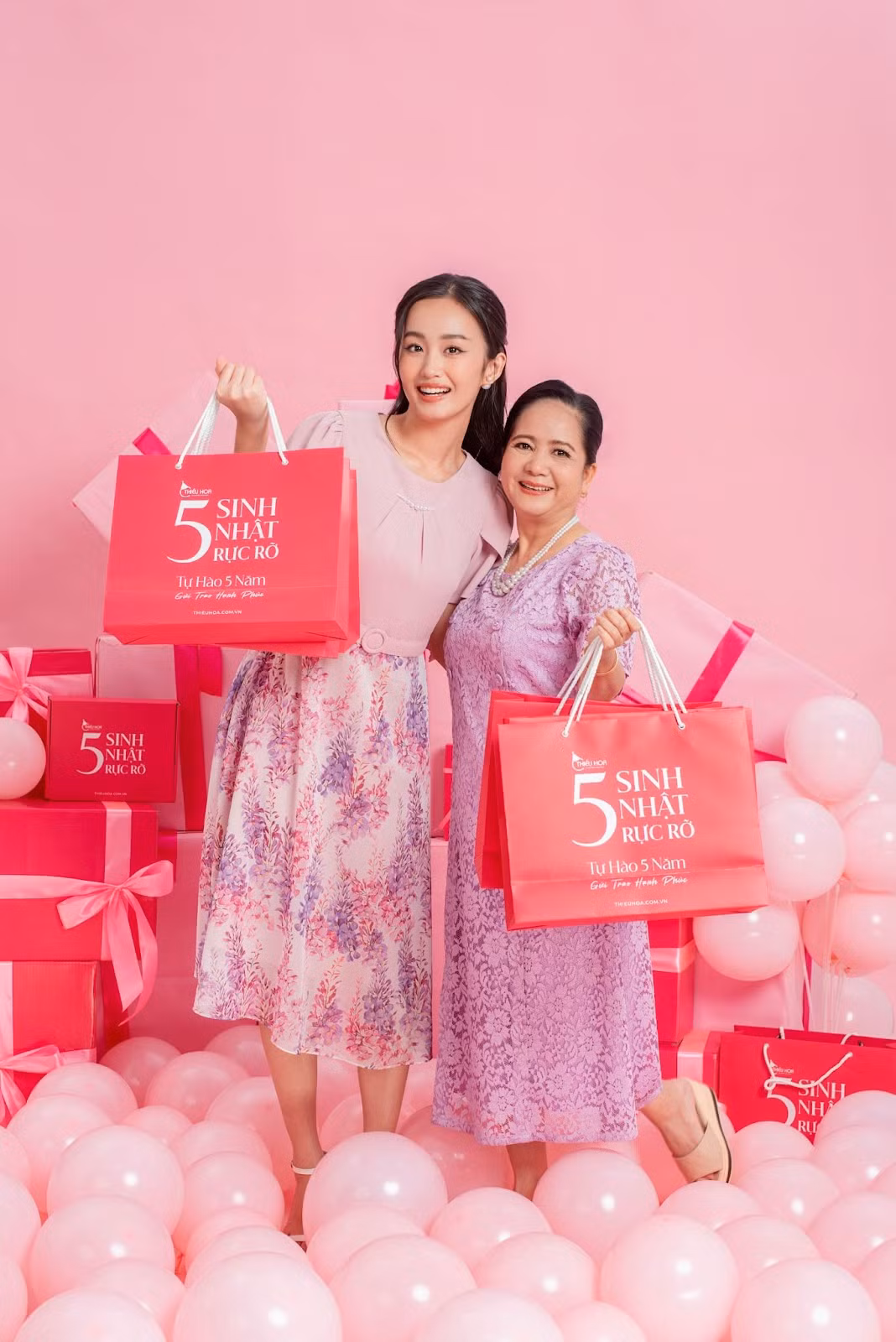 Thiều Hoa không ngừng sáng tạo và cải tiến sản phẩm trong suốt 5 năm Thiều Hoa không ngừng sáng tạo và cải tiến sản phẩm trong suốt 5 năm