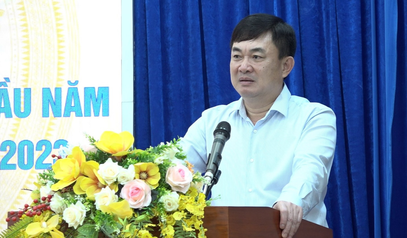 Đồng chí Ngô Hoàng Ngân - Bí thư Đảng ủy, Chủ tịch HĐTV Tập đoàn TKV phát biểu chỉ đạo tại Hội nghị.