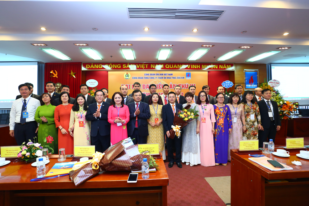 BCH công đoàn PVEP khóa III ra mắt Đại hội BCH công đoàn PVEP khóa III ra mắt Đại hội