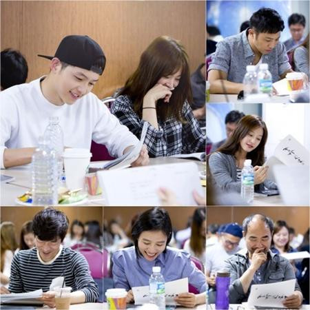 Mỹ nam Song Joong Ki gặp nạn trên phim trường ảnh 3