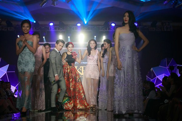 Á hậu Trà My gợi cảm làm vedette thời trang ảnh 2